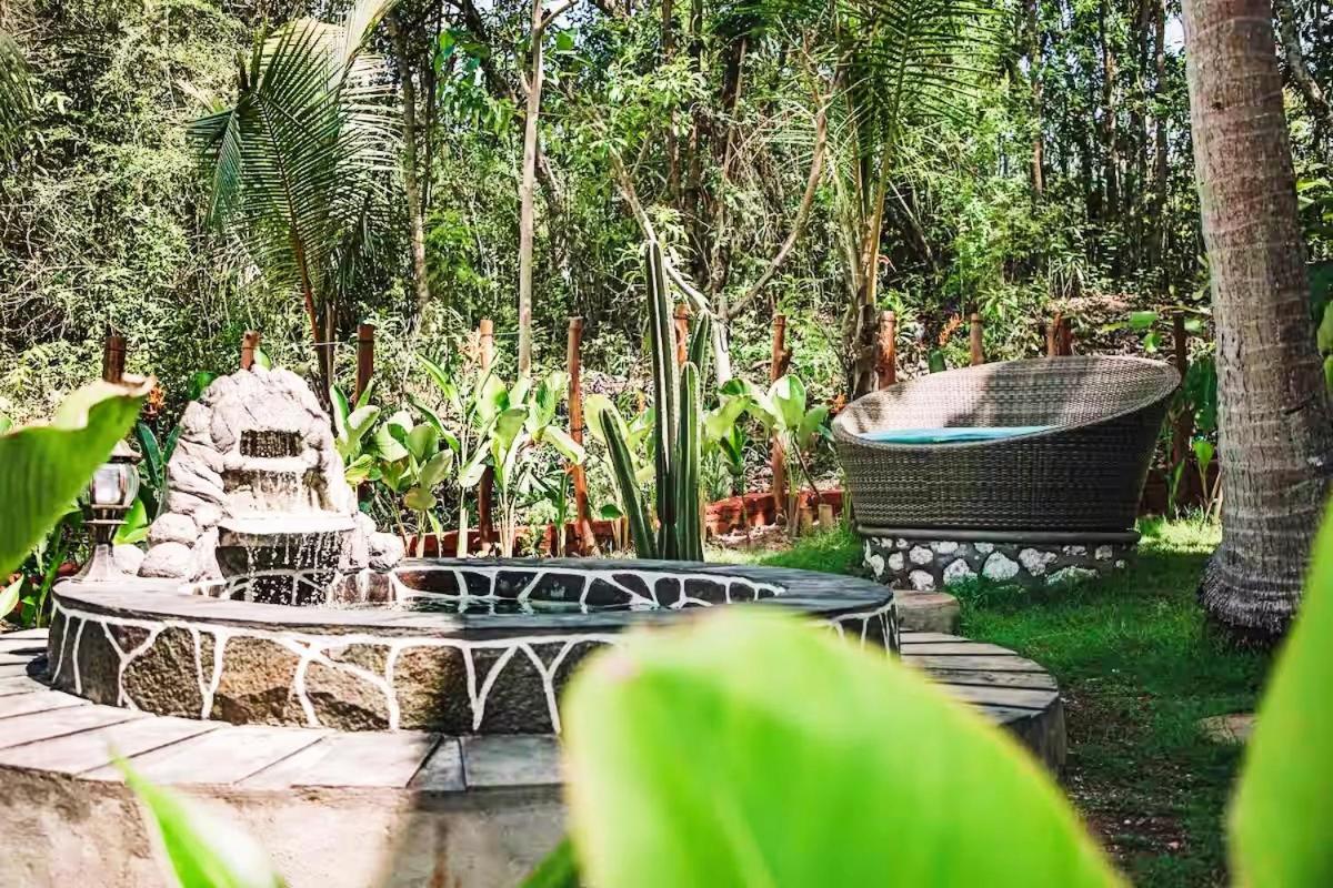 La Royale Nusa Penida Toyapakeh Екстериор снимка